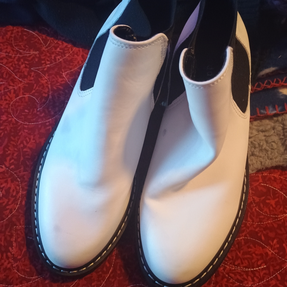 MADDEN GIRL WOMEN'S KWAN FASHION BOOT WHITE PARIS